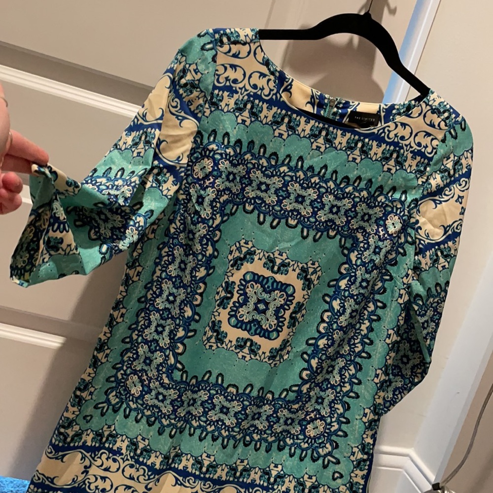 Patterned dress - Picture 2 of 3